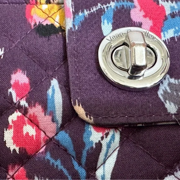 Vera Bradley Turnlock and Zip Wallet Indian Rose Purple With Flowers - Picture 2 of 5